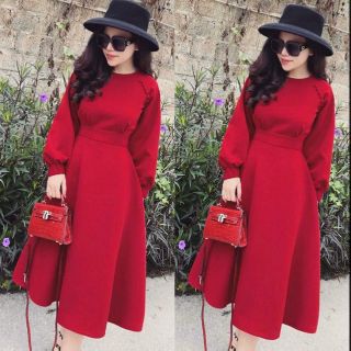 Váy bọc cúc đỏ