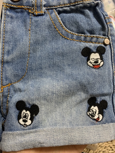 Quần short bò Zara  Mickey bé gái từ 9/12m -3/4y