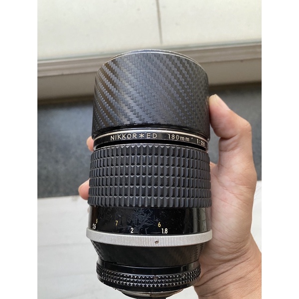 Ống kính máy ảnh nikon 180 2.8 ed