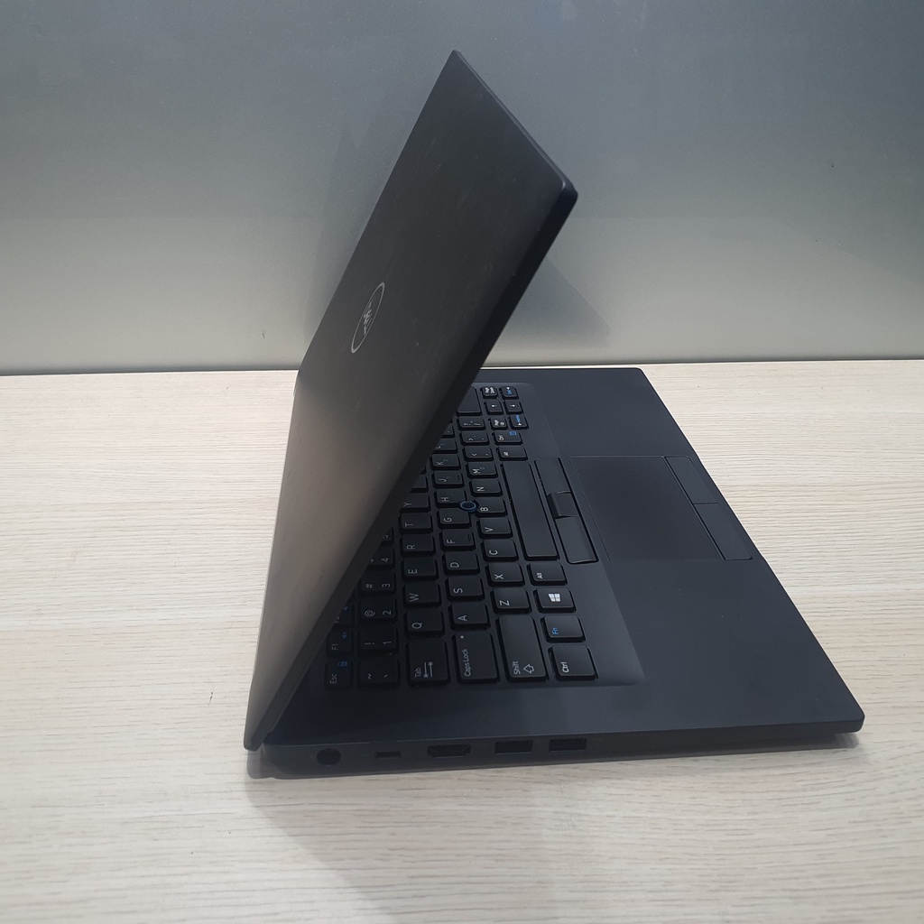 Laptop Dell Latitude 7490