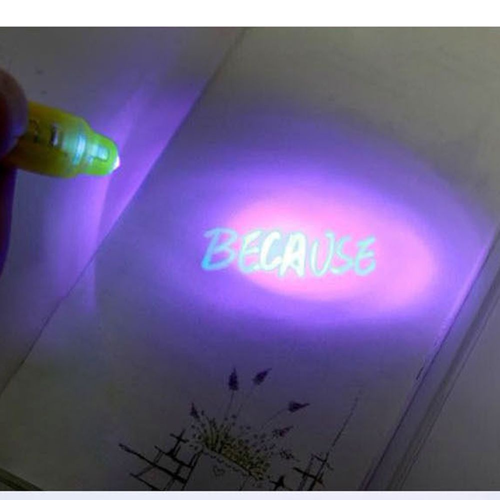 Set 3 Bút Bi Tàng Hình 2 Trong 1 Có Đèn Uv Màu Sắc Ngẫu Nhiên