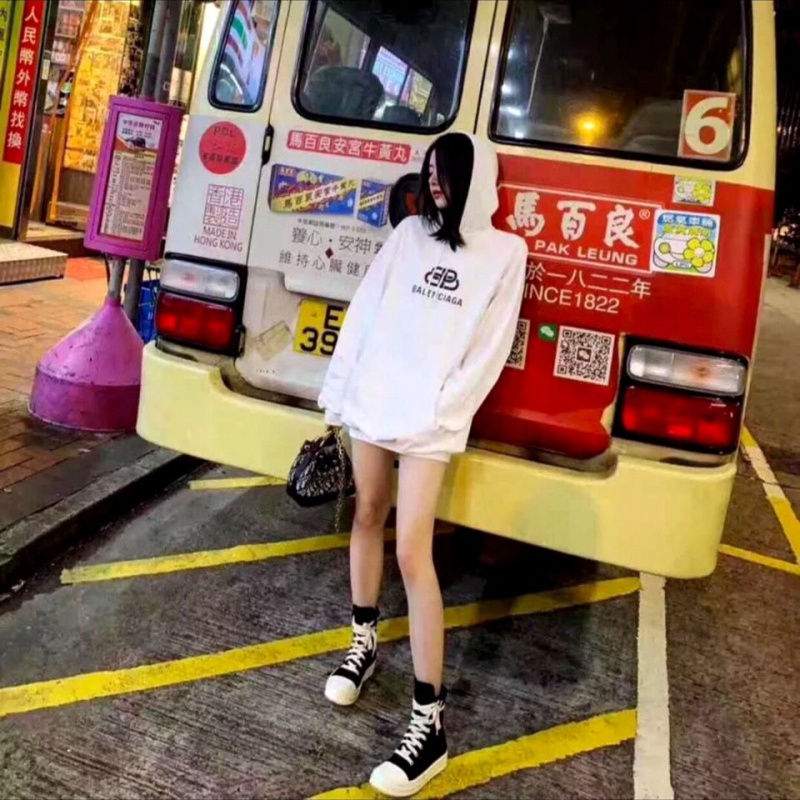 Áo thun tay dài dáng rộng có mũ trùm đầu phong cách thời trang hàn quốc‌Áo hoodie form rộng thời trang năng động cho nữ‌