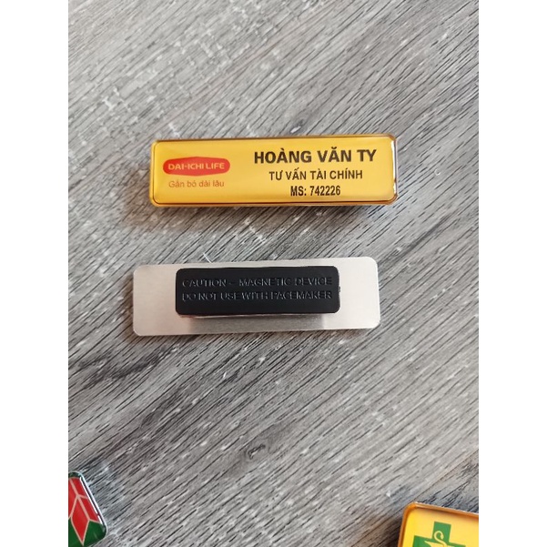 Thẻ tên ngân hàng, bảo hiểm các loại