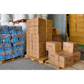 1 chai Nước muối sinh lý chai lớn 1000 ml Natriclorid Nacl 0,9 % 1 lít 3/2 Natri Clorid Ba Tháng Hai