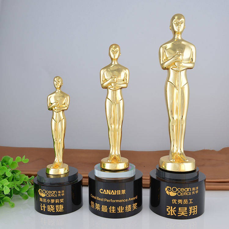 Cúp kim loại Cúp Crystal Custom Creative Oscar Vàng nhỏ Nhân dân Cúp Love Bóng đá Trò chơi bóng rổ Huy chương