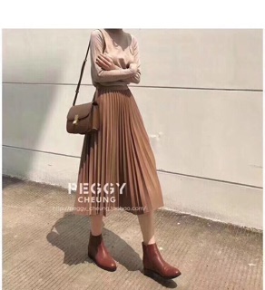 Chân váy xếp ly dáng dài