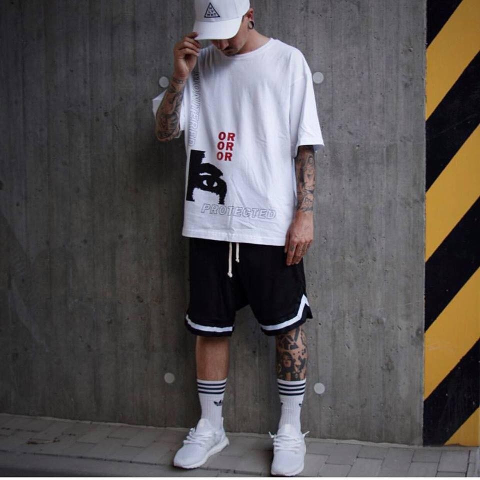 Quần short 1v unisex form rộng vải thun poly 2 da 4 chiều đen  - Quần short v line thể thao lưng thun ống rộng | BeWay | BigBuy360 - bigbuy360.vn