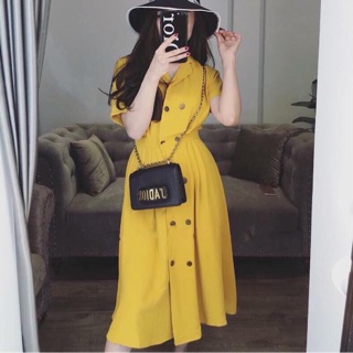 Váy vintage khuy gỗ
