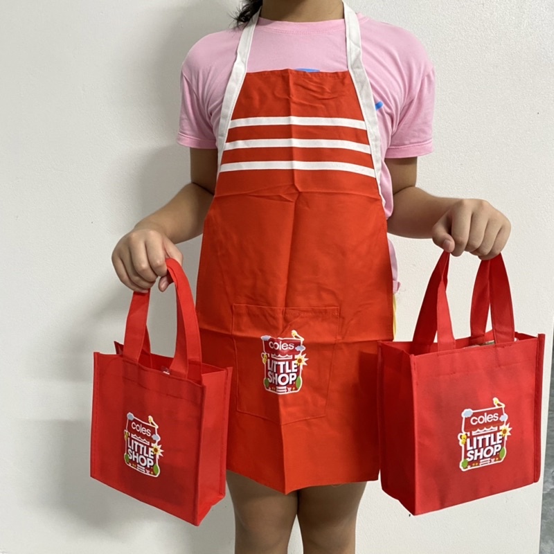 Tạp dề vải cho bé tặng kèm 2 túi
