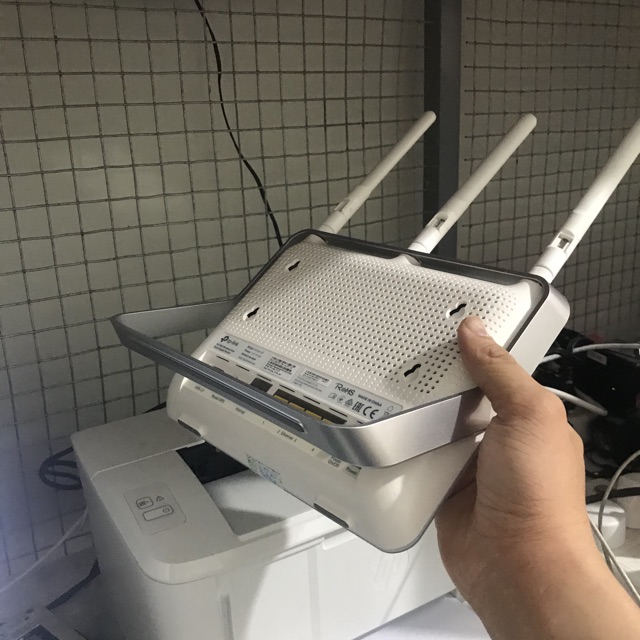 Bộ phát wifi băng tần kép chuẩn AC 1900 tp-link Archer C9 hàng đẹp