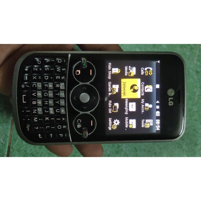 Điện thoại LG GW300F
