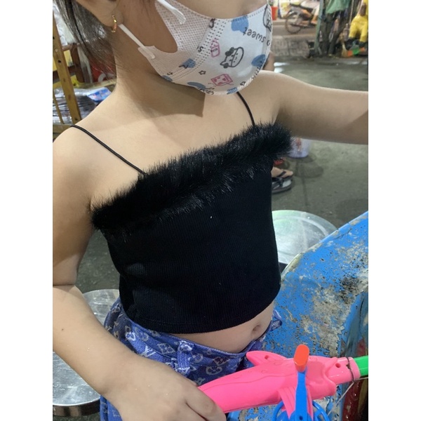 Áo croptop 2 dây phối lông cho bé