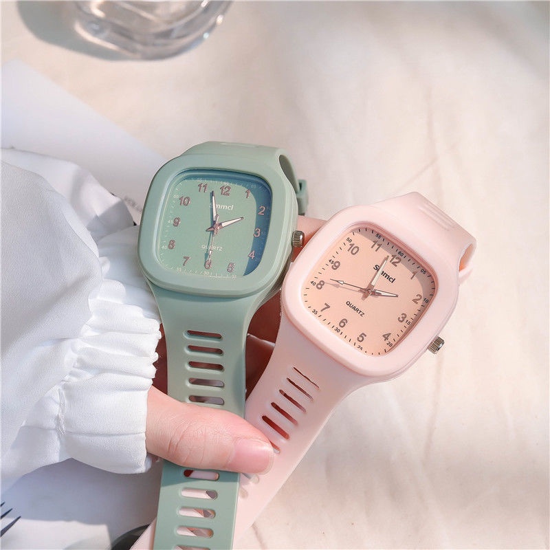 Đồng Hồ Đeo Tay Mặt Vuông Màu Xanh Bạc Hà Phong Cách Mới Cho Nữ Sinh