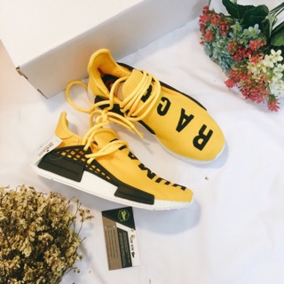 Giày thể thao Human race Yellow