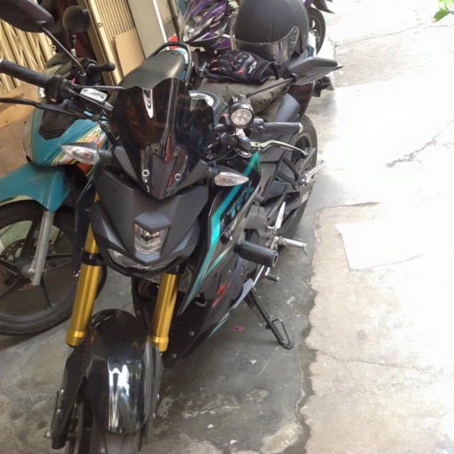 Kính gió TFX MT15 FZ250 FZ150 winner satria ....