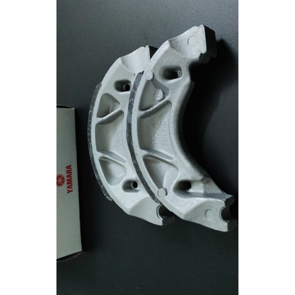 Bố thắng (má phanh) đùm sau các xe Yamaha (Mio , Novo, Sirius, Jupiter, Noza, Exciter)