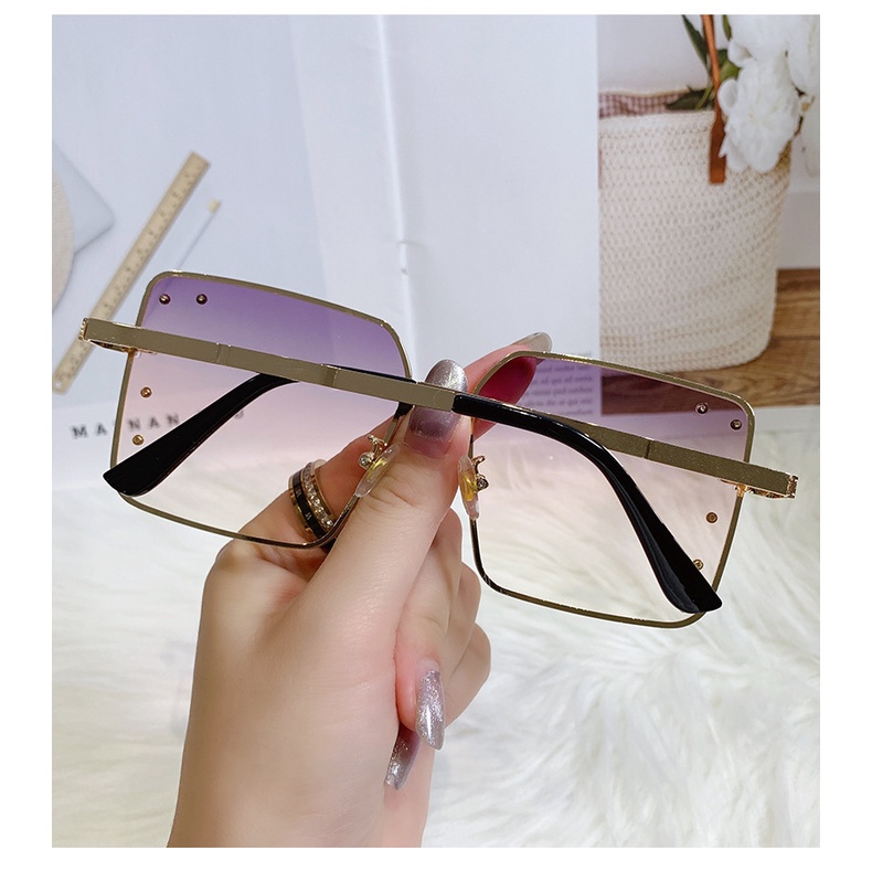 Kính Mát Thời Trang Cổ Điển Chống Tia UV400 Dành Cho Nữ
