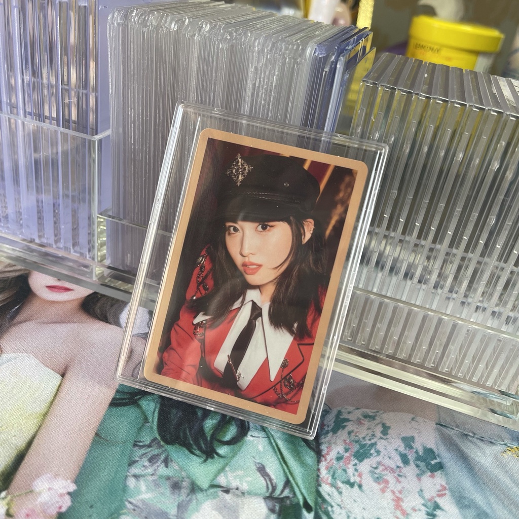 Hộp bảo vệ thẻ bài