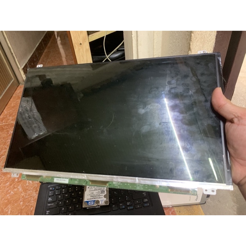 Màn hình cho laptop cũ 15.6 slim mỏng 30pin chuẩn hd 1366 768 lỗi 1 sọc dọc không bảo hành
