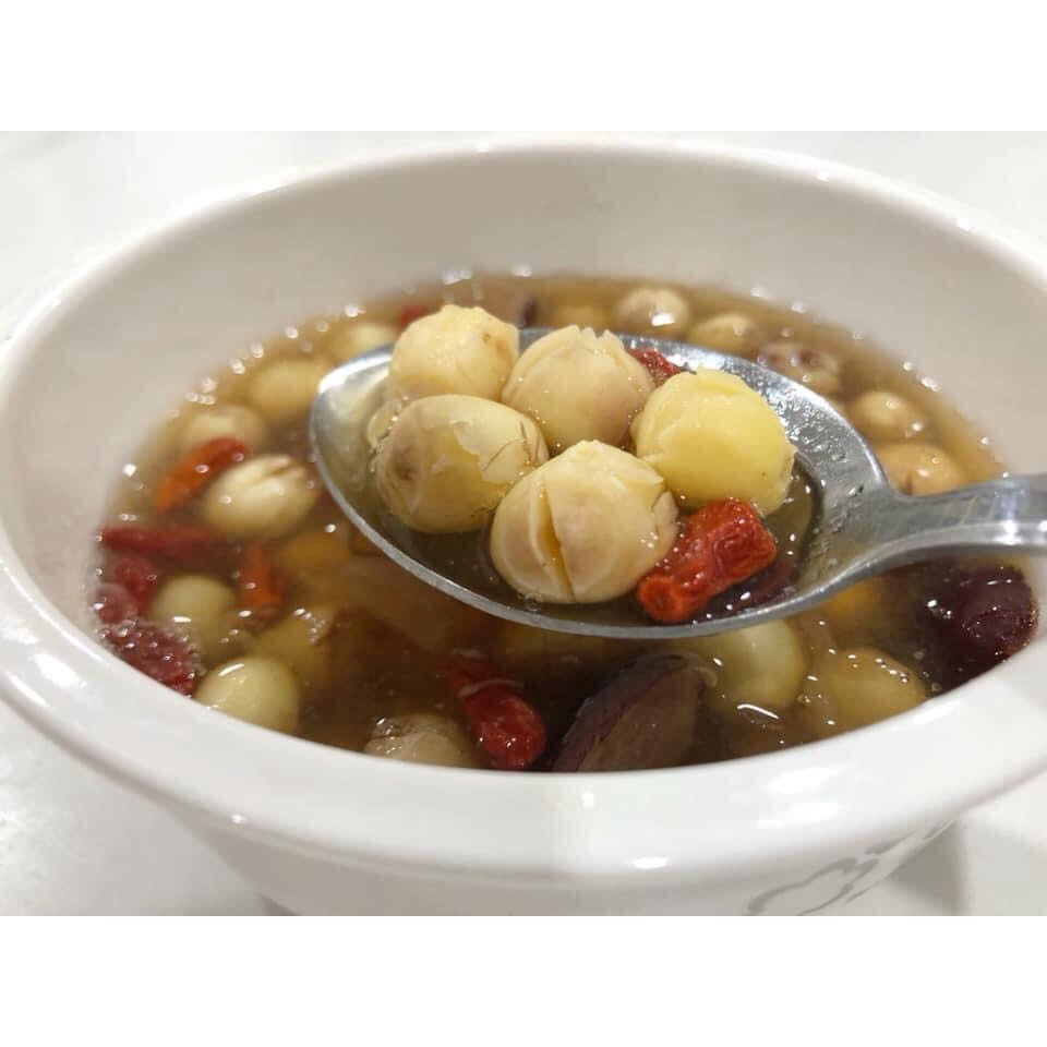 Hạt sen khô Huế - nấu lên bở, thơm, dẻo, ngon vị tự nhiên