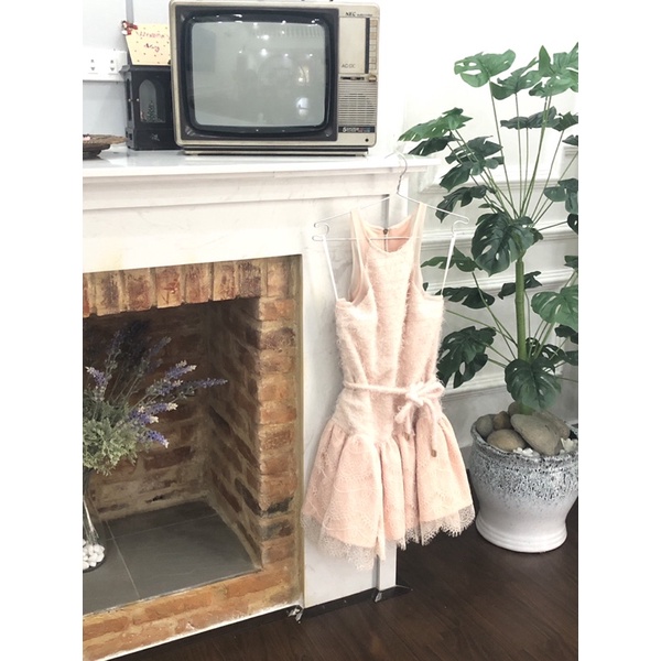 Hiệu giới thượng lưu thời trang LONDON _KENDALL JENNER