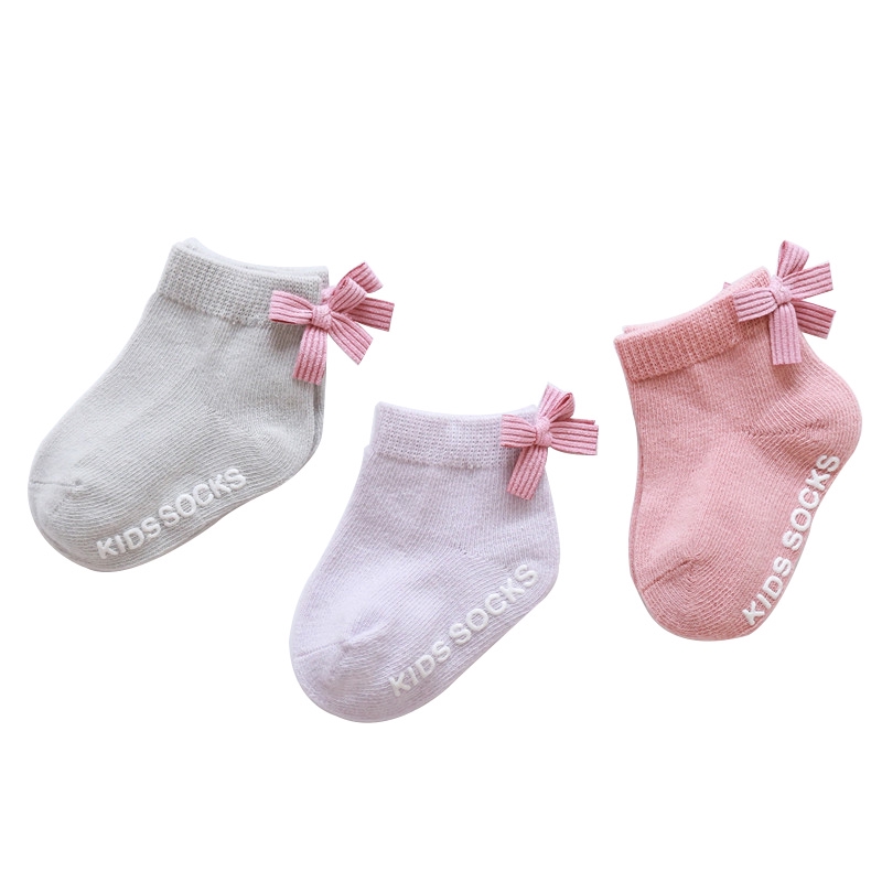 Bộ 3 Đôi Vớ Cotton Mềm Mại Chống Trượt Dành Cho Em Bé
