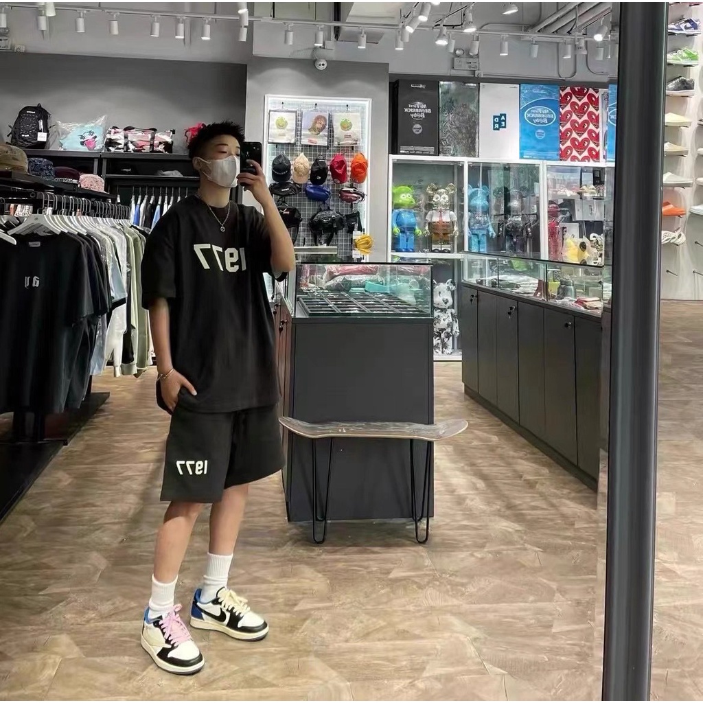 Bộ Set Áo &amp; Quần 1977 CVC - Giá sỉ Unisex