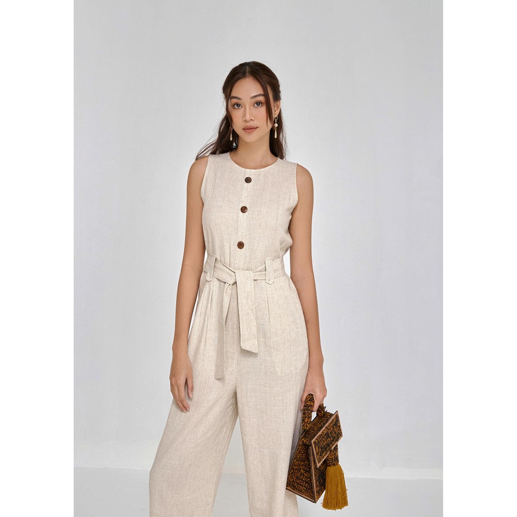 Jumpsuit nữ YV LE & CO vải Linen màu kem quyến rũ, tinh tế