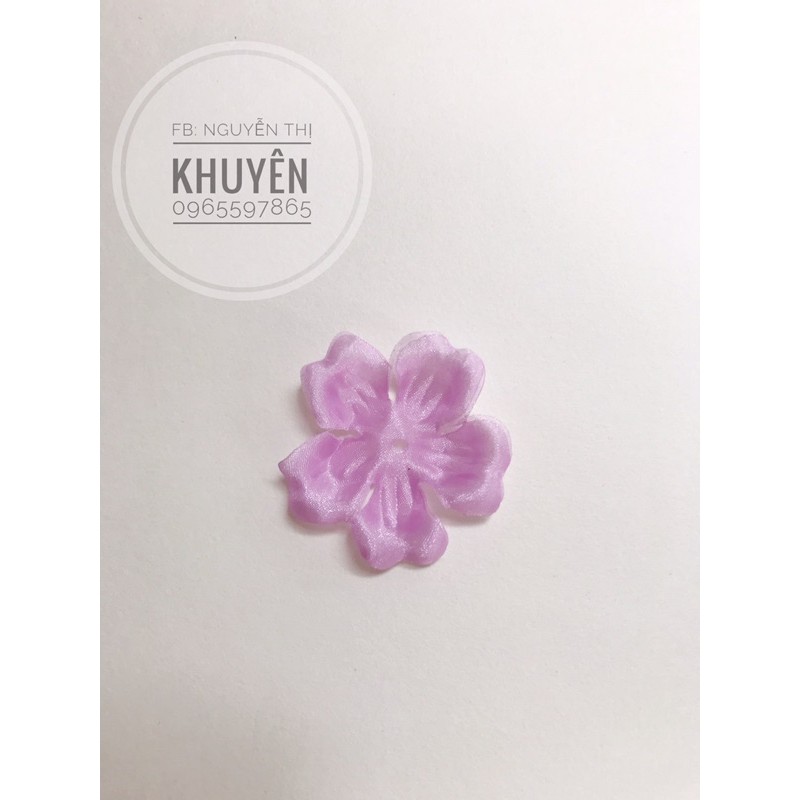 Cánh hoa voan dập sẵn