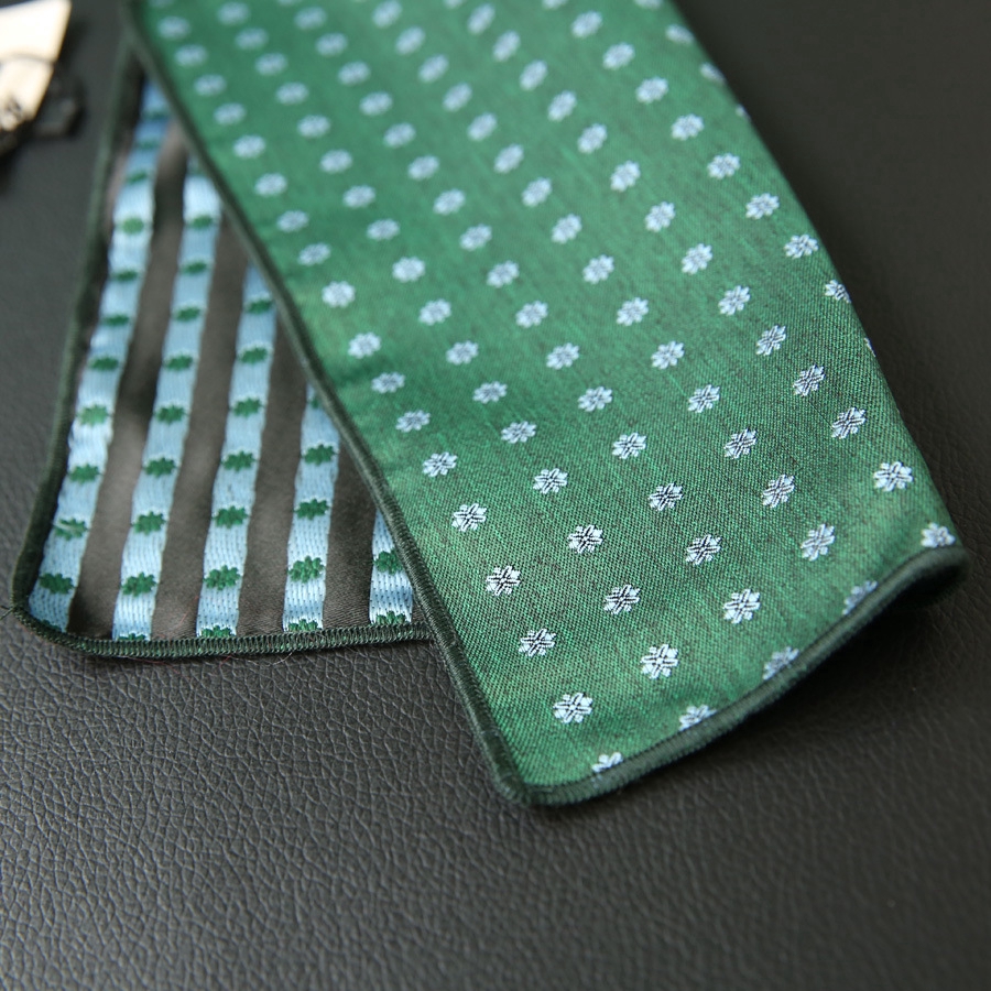 Khăn tay EFAN vải polyester hình vuông 24*24cm họa tiết hoa vintage bỏ túi