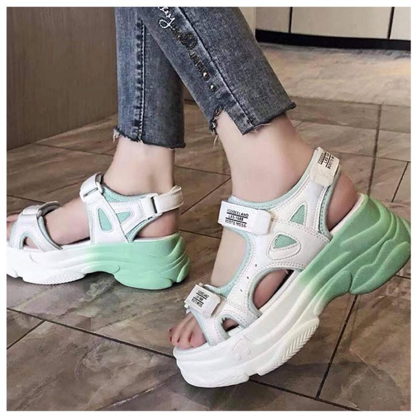 Giày Sandal Nữ - Dép Sneaker Bánh Mì Nữ Kiểu Dáng Hiện Đại, Ôm Sat Chân Đi Thoải Mái, Dành Cho Các Phái Nữ