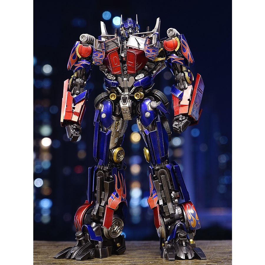 Mô hình Transformers Optimus Prime DLX Threezero 3A - TOY BASE
