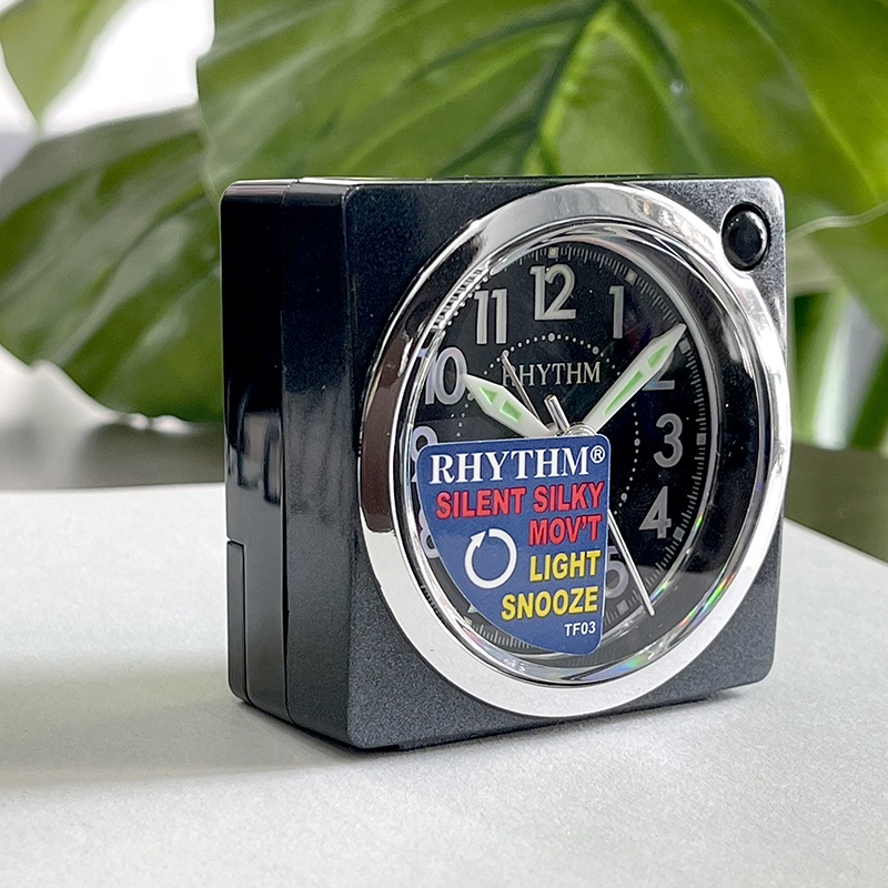 Đồng hồ báo thức Rhythm CRE820NR02 Kt 6.0 x 6.0 x 3.7cm, 60g Vỏ nhựa. Dùng Pin.