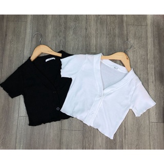 Áo croptop cô V tay ngắn cài nút