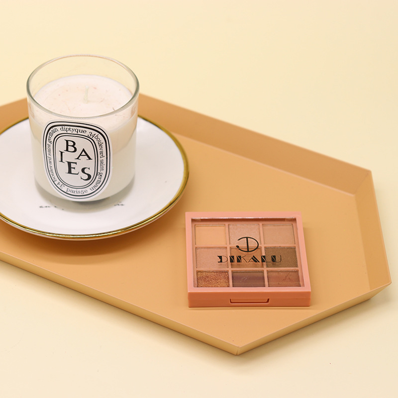 Bảng phấn mắt DIKALU 9 màu lì và ánh ngọc trai kết hợp trang điểm ấn tượng
 | BigBuy360 - bigbuy360.vn