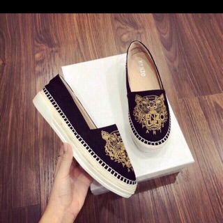 Giày slip on