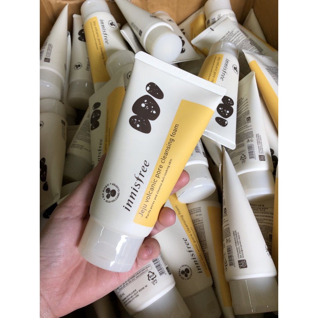 Sữa Rửa Mặt Innisfree JeJu Volcanic Pore Cleansing Foam