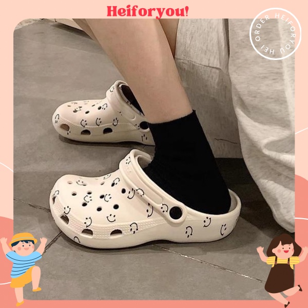 Dép crocs bánh mì hoạ tiết mặt cười dễ thương dành cho cả nam nữ