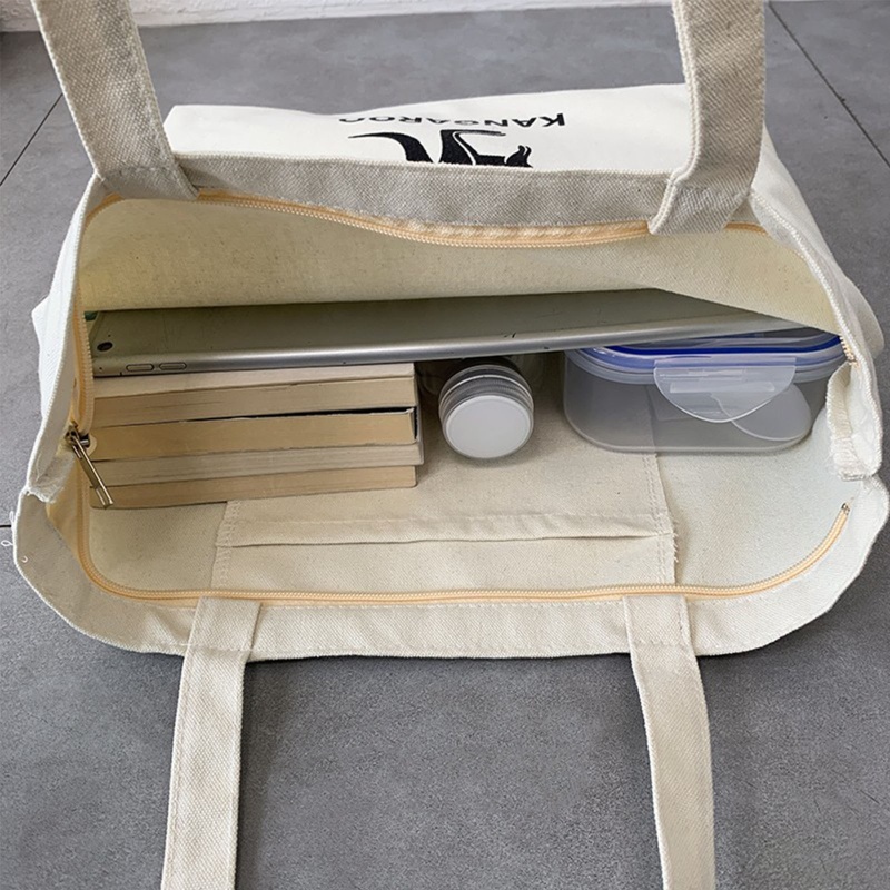 Túi Tote Canvas Có Khóa Kéo Và Ngăn Bên Trong In Chữ Tiện Dụng