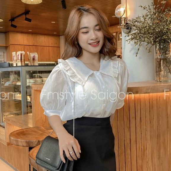 [Mã FADIRECT20 giảm 20K đơn 150K] Áo tay phồng cổ sen nhọn phối bèo+lót ulzzang thời trang Fmstyle Saigon 21SU022X2702