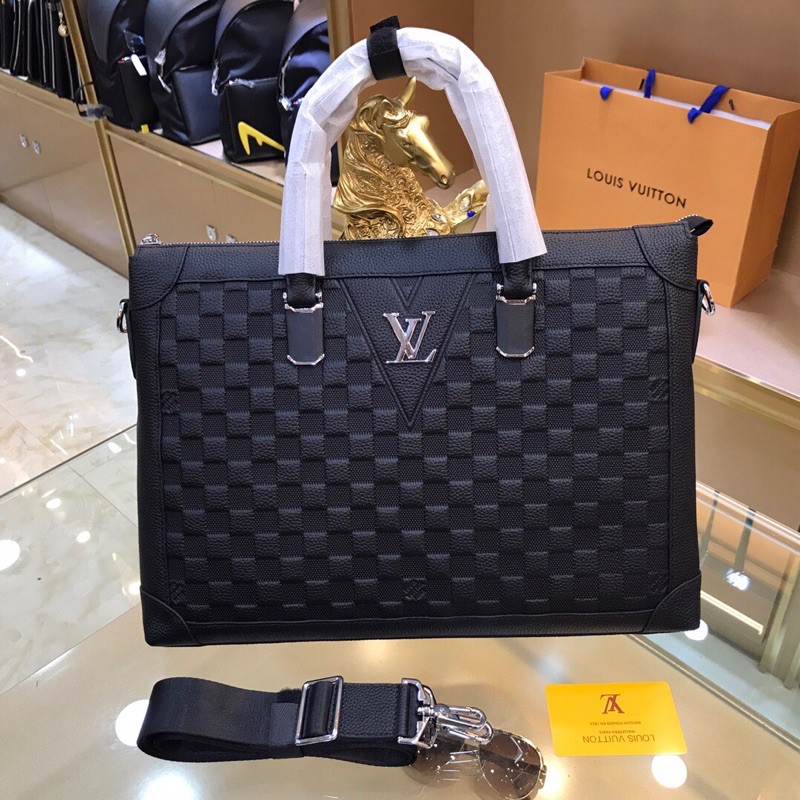 túi xách tay nam có dây vải đeo vai dáng to da bò chống mài mòn louis vuitton LV