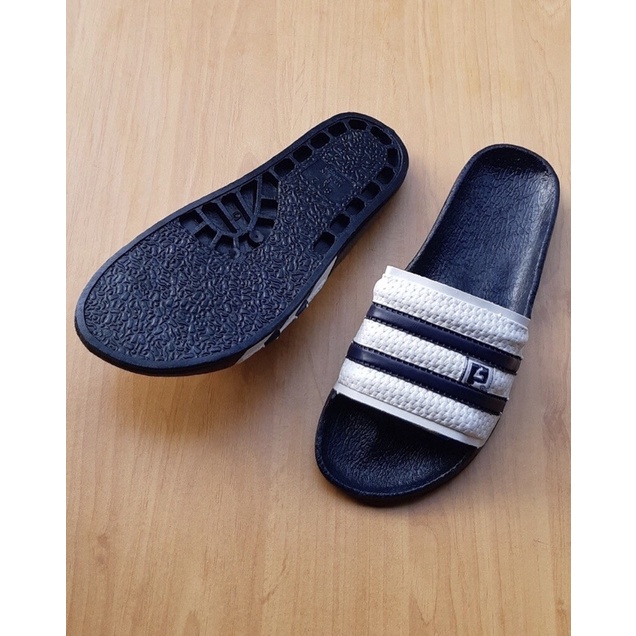 Dép nam quai ngang seven số 7 mã lai bền bỉ êm chân.