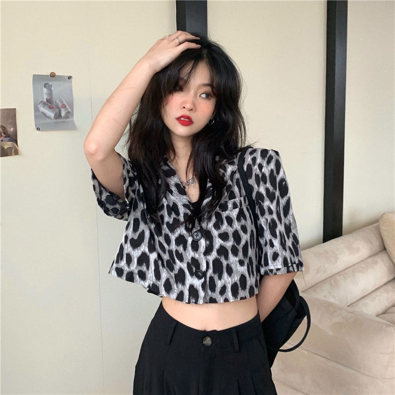 Áo Crop Top Tay Ngắn Họa Tiết Da Báo Cá Tính Cho Nữ