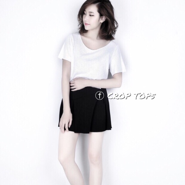 Áo Croptop tay ngắn dáng thụng cổ tròn basic