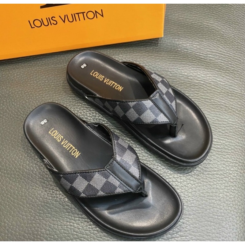 Dép xỏ ngón thời trang nam có hoạ tiết logo kẻ chìm, Dép tông mùa hè phong cách giới trẻ btshop từ 38 đến 42