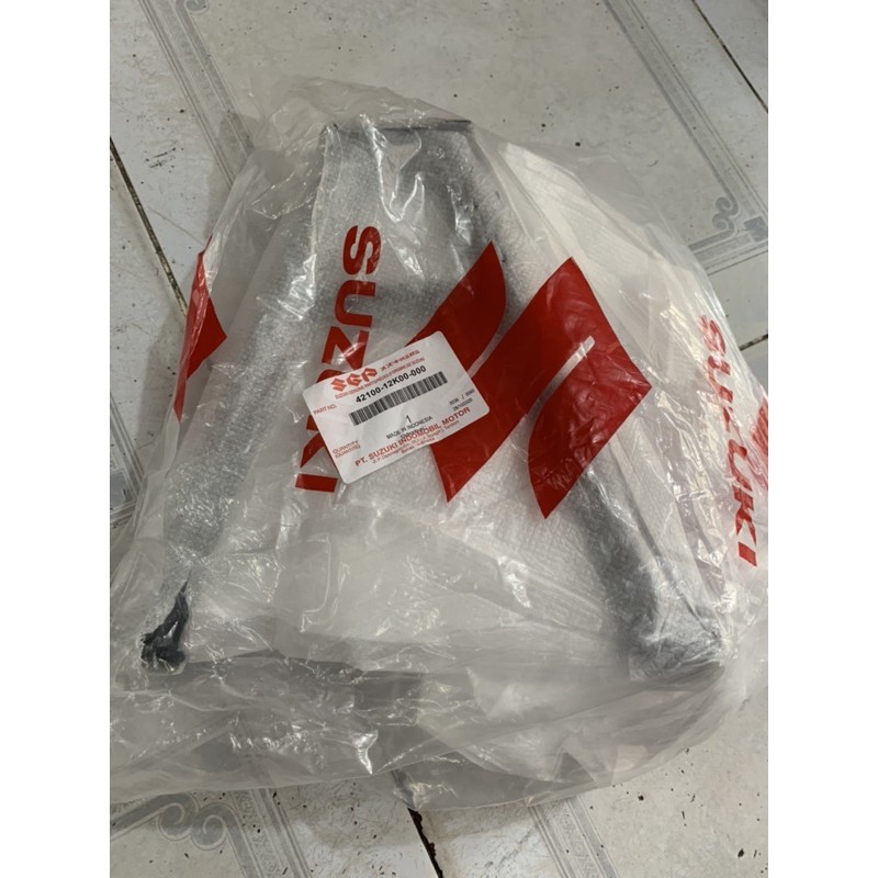 chống đứng giữa satria fi raider fi suzuki indonesia