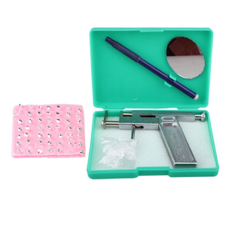 bấm khuyên tai inox không rỉ an toàn sức khoẻ