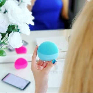 Máy rửa mặt Foreo Luna Mini