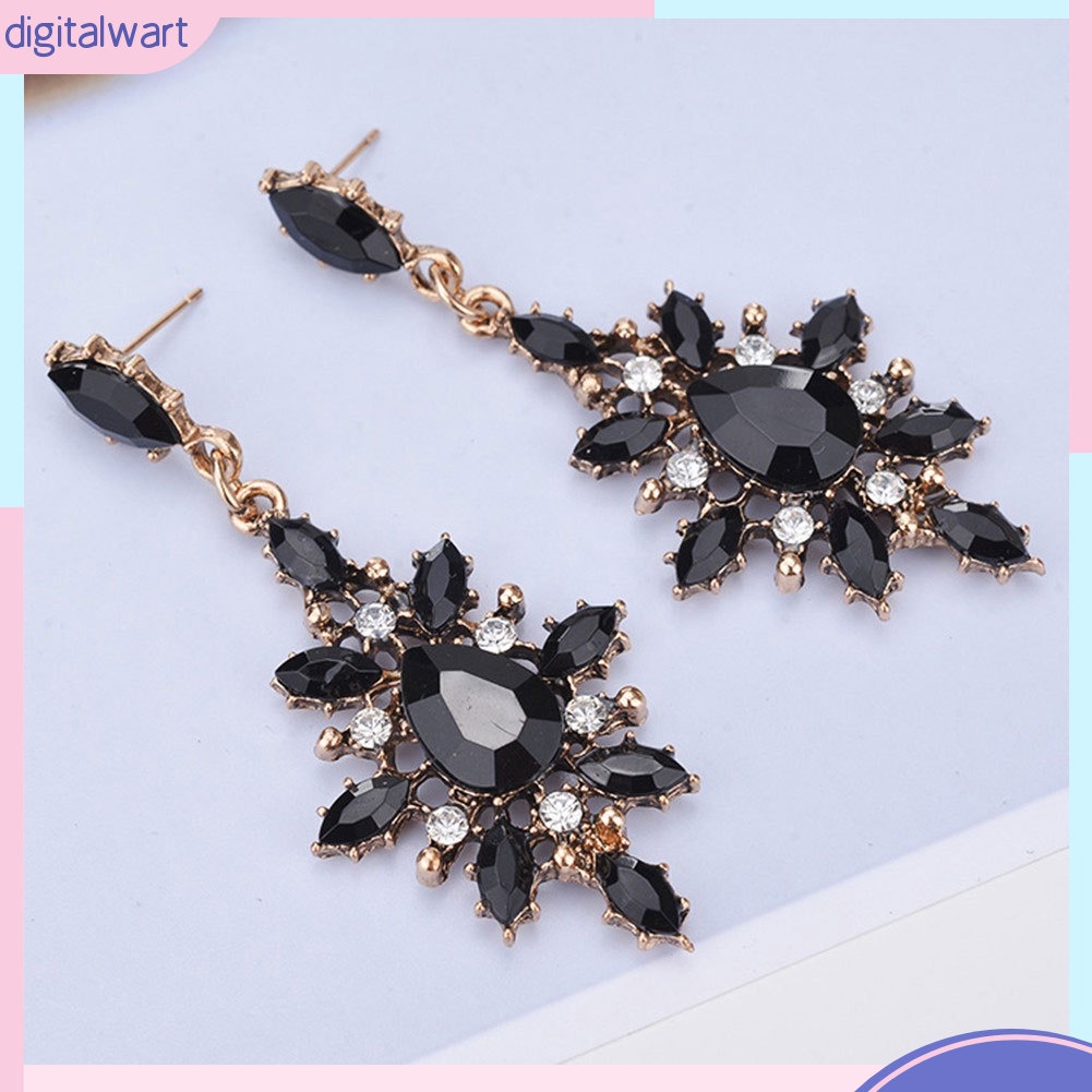 Hoa Tai Nữ Trang Dáng Dài Tạo Hình Độc Đáo