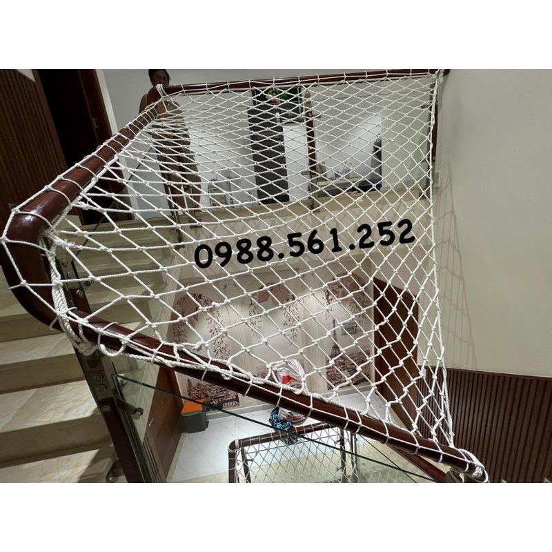 Lưới an toàn, chắn giếng trời, lưới nằm đọc sách